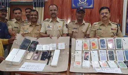 १८ लाख ७२ हजारांचे मोबाईल लंपास करणाऱ्याला दोन तासात अटक