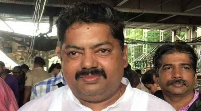 शिवसेना आमदार रमेश लटके यांचे हृदयविकाराच्या झटक्याने दुबईत निधन