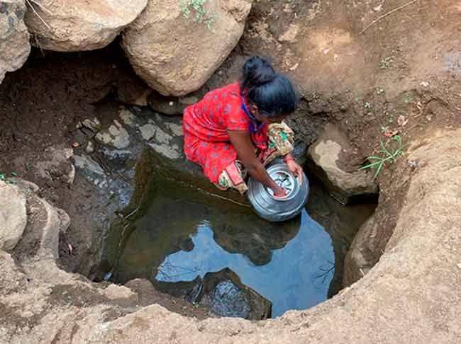 हुंबरण गावातील पाण्याचा प्रश्न जेसे थे