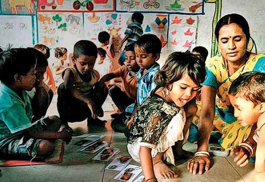 अंगणवाडी कर्मचाऱ्यांचा आहार बनवण्यास नकार