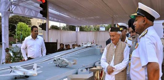 राज्यपालांच्या हस्ते आयएनएस विक्रांतच्या प्रतिकृतीचे उदघाटन