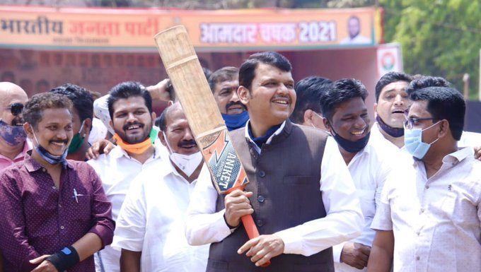 'यह तो झांकी है, मुंबई महापालिका बाकी है'
