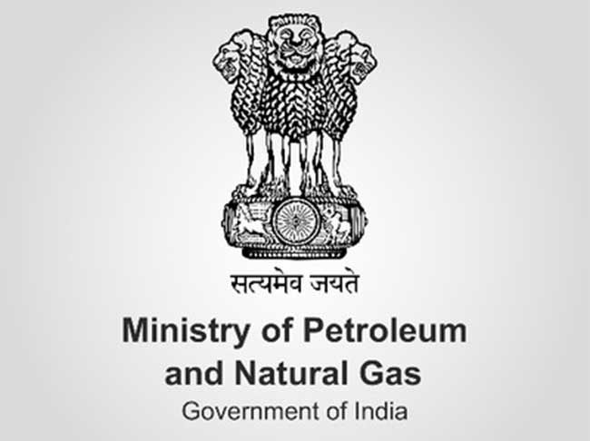 अतिरिक्त मागणी पूर्ण करण्यासाठी पेट्रोल आणि डिझेलचा पुरेसा पुरवठा : मंत्रालय