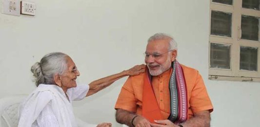 गरिबांसाठी काम करण्याची प्रेरणा आईमुळेच मिळाली