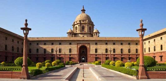 राष्ट्रपतीपदासाठी ११ उमेदवारी अर्ज दाखल