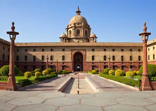 राष्ट्रपतीपदासाठी ११ उमेदवारी अर्ज दाखल