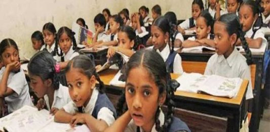 इंग्रजी माध्यमामील २५ टक्के विद्यार्थ्यांचा मराठी शाळेत प्रवेश
