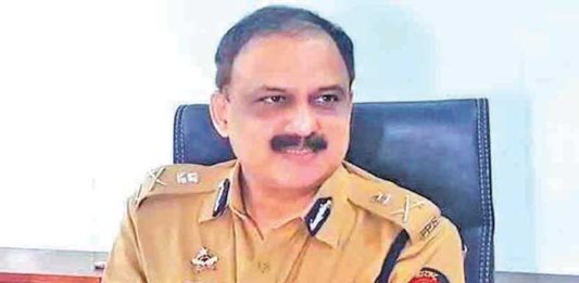 मुंबईच्या पोलीस आयुक्तपदी विवेक फणसाळकर