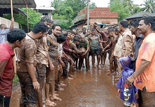 भल्ली भल्ली भावयच्या जल्लोषात साळशी येथे ‘भावई’ उत्सव साजरा