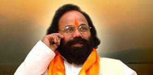 माजी क्रिडा राज्यमंत्री गुलाबराव गावंडेंना २ वर्षांची शिक्षा