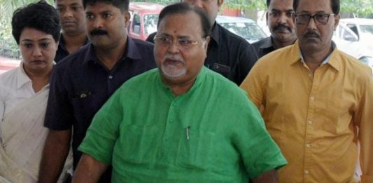 शिक्षक भरती घोटाळा प्रकरणी ईडीकडून पार्थ चॅटर्जींना अटक