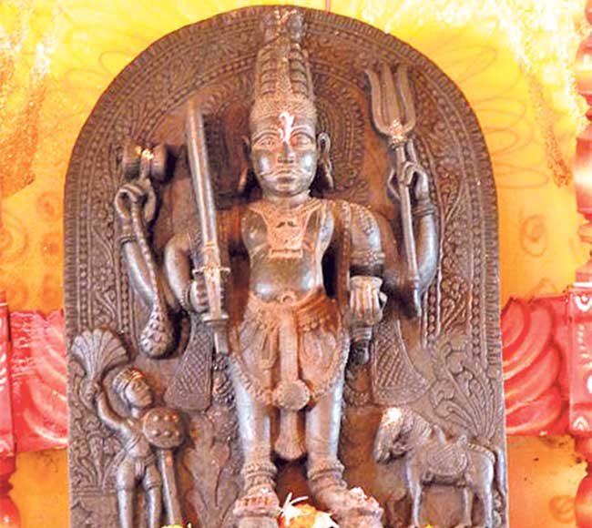 रवळनाथाचे प्रतिमाशास्त्र