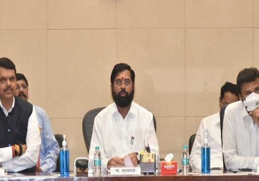 आपत्तीच्या काळात संपर्क, संवाद ठेवून हानी टाळा - मुख्यमंत्री