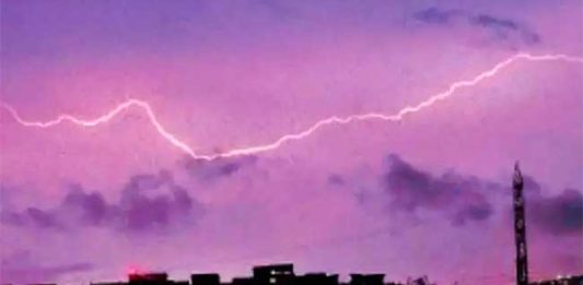 Rain Updates : चंद्रपूर, वर्धा, गोंदिया जिल्ह्यात वीज पडून ११ ठार, १४ जखमी