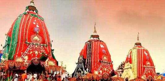 आषाढी एकादशी दिवशी भगवान जगन्नाथाची रथयात्रा