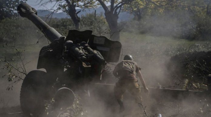 अझरबैजान-आर्मेनिया हल्ल्यात तीन सैनिक ठार, अनेक जखमी