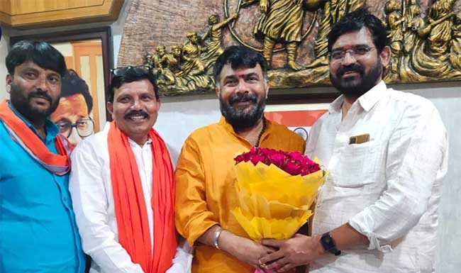मराठवाड्यात ठाकरे यांच्या शिवसेनेला घरघर