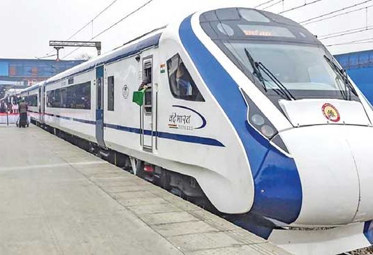Vande Bharat Express : अरे बापरे! जायचं होतं गोव्याला, पण पोहोचली कल्याणला