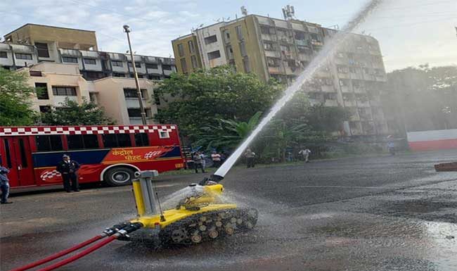 अग्निशमन दलाला मिळणार आणखी दोन फायर रोबो