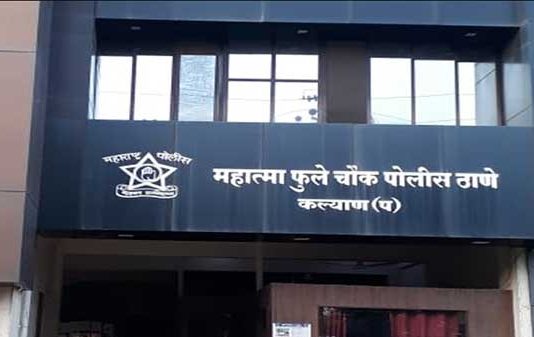 अखेर 'त्या' वादग्रस्त राजकीय मंडळाच्या देखाव्याला न्यायालयाची सशर्त परवानगी