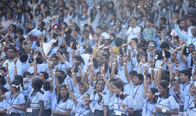 फुटबॉल वर्ल्ड कप स्पर्धेला प्रेक्षकांचा चांगला प्रतिसाद