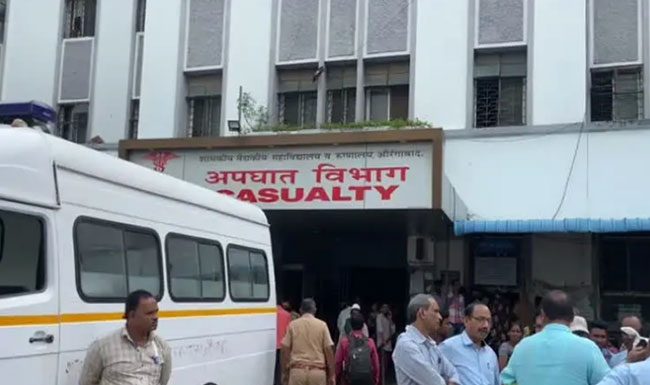 औरंगाबादमध्ये बसच्या खिडकीतून डोके बाहेर काढणे विद्यार्थ्याच्या जीवावर बेतले