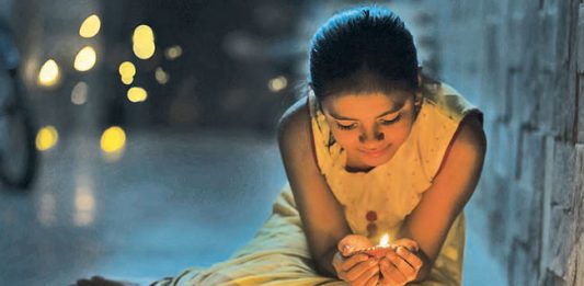Happy Diwali : शुभ दीपावली...