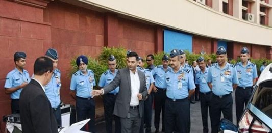Indian Air Force : भारतीय हवाई दलात टाटा नेक्सॉनचा इलेक्ट्रिक वाहनांचा ताफा