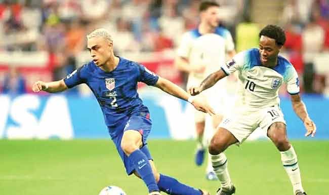 FIFA World Cup : यूएसएने इंग्लंडला गोलशून्य बरोबरीत रोखले