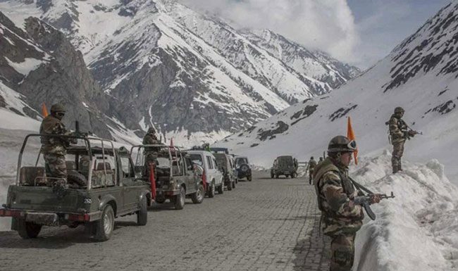 Ladakh : लडाखमध्ये ५० हजार भारतीय जवान तैनात