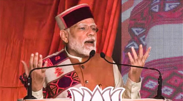 PM Narendra Modi : जम्मू-काश्मीरला मिळणार पूर्ण राज्याचा दर्जा; विधानसभा निवडणुकांबाबत मोदींची मोठी घोषणा