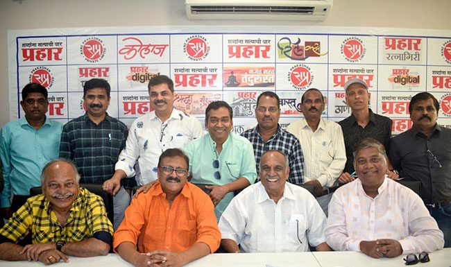 प्रहार कार्यालयात ‘वऱ्हाडी वाजंत्री’च्या कलाकारांचा मनमोकळा संवाद!