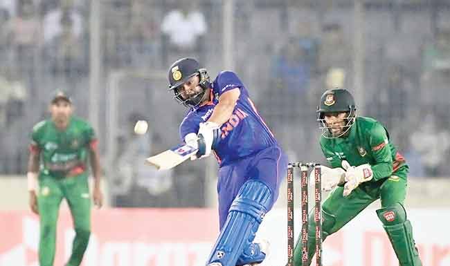 IND vs BAN : जखमी रोहित भिडला... पण विजय निसटला