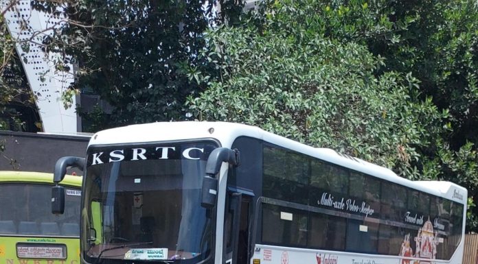 Maharashtra Karnataka Border : कर्नाटकातून महाराष्ट्रात बससेवा पुन्हा सुरु