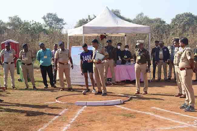 पोलीस भरतीच्या मैदानी चाचणीवेळी एका उमेदवाराचा दुर्दैवी मृत्यू