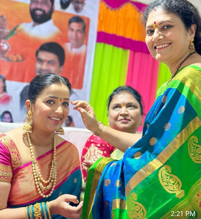 ‘शेवंता’ पोहोचली हळदी-कुंकु कार्यक्रमाला, दिला प्रेमळ सल्ला