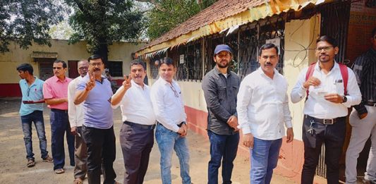 मतदारांसाठी मतदान केंद्राबाहेर मोबाईल ठेवण्याची सुविधा देणार – भारत निवडणूक आयोग