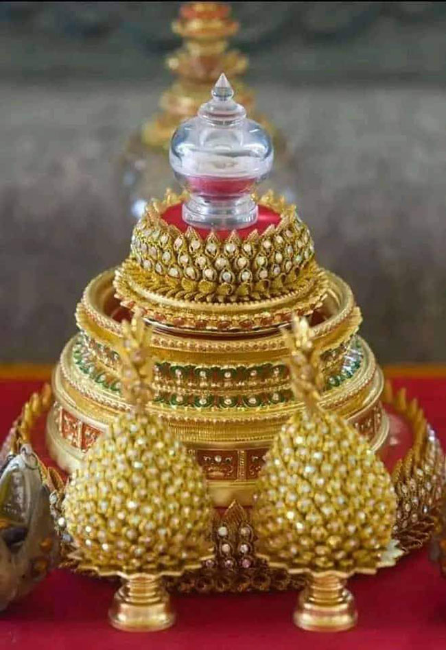 भिवंडीत गौतम बुध्द अस्थिधातू कलश वंदन व स्वागत