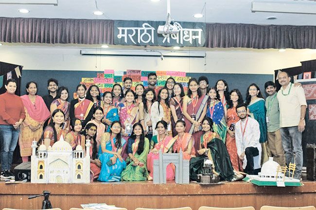भाषासंपन्न होण्याची गरज…