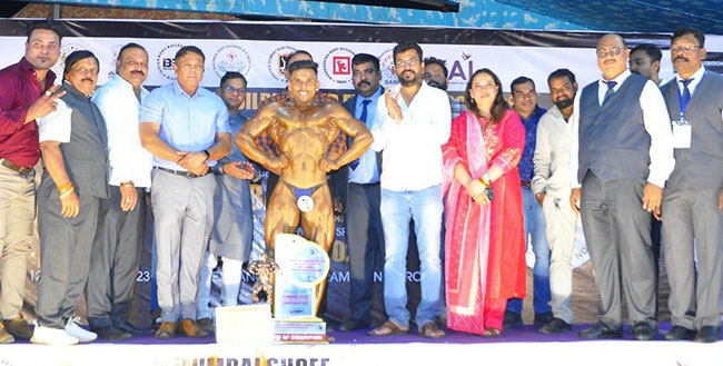 हर्ष गुप्ता ज्युनियर मुंबई ‘श्री’
