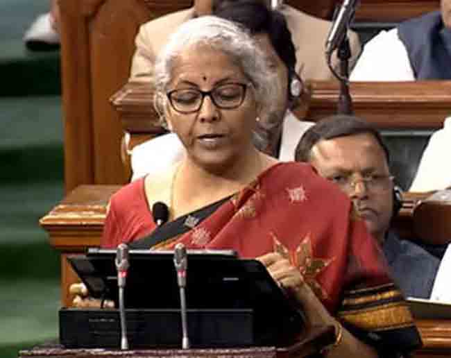 सिगारेट, बिडी, तंबाखू ग्राहकांसाठी महत्वाची बातमी: शौक ‘महंगी’ चीज है! अर्थमंत्री निर्मला सीतारामन यांनी एनसीएस विधेयक लोकसभेत मांडले !