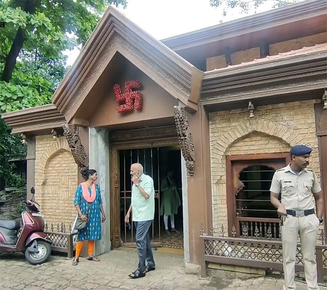आता शिवसेनेचे मध्यवर्ती कार्यालय ‘आनंदाश्रम’