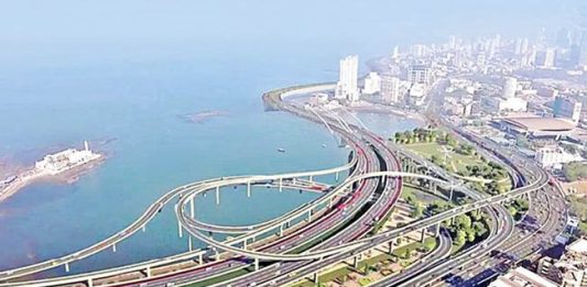 कोस्टल रोड आजपासून २४ तास वाहतुकीसाठी खुला