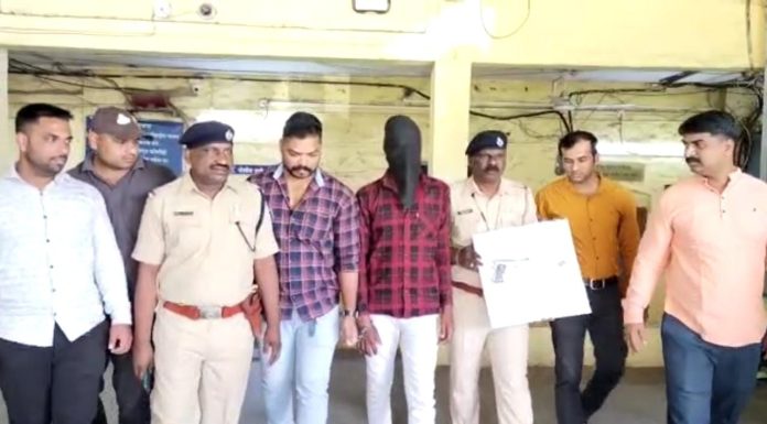 जळगाव न्यायालयात गोळीबाराचा प्रयत्न करून पळालेल्या आरोपीला कल्याणमध्ये अटक