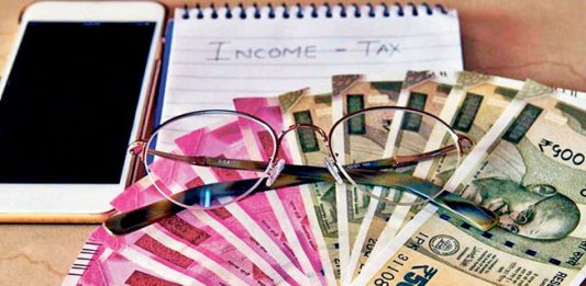 सरते आर्थिक वर्ष आणि करनियोजन - भाग १