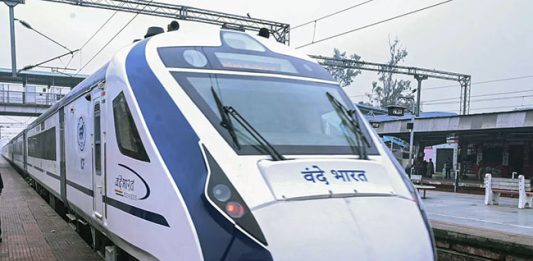 Vande Bharat Express: मुंबई-मडगाव वंदे भारत एक्स्प्रेस १६ जूनपासून आठवड्यातून तीनच दिवस