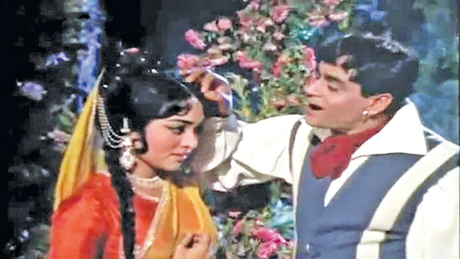 जरा तुम दिल को बेहलाओ…
