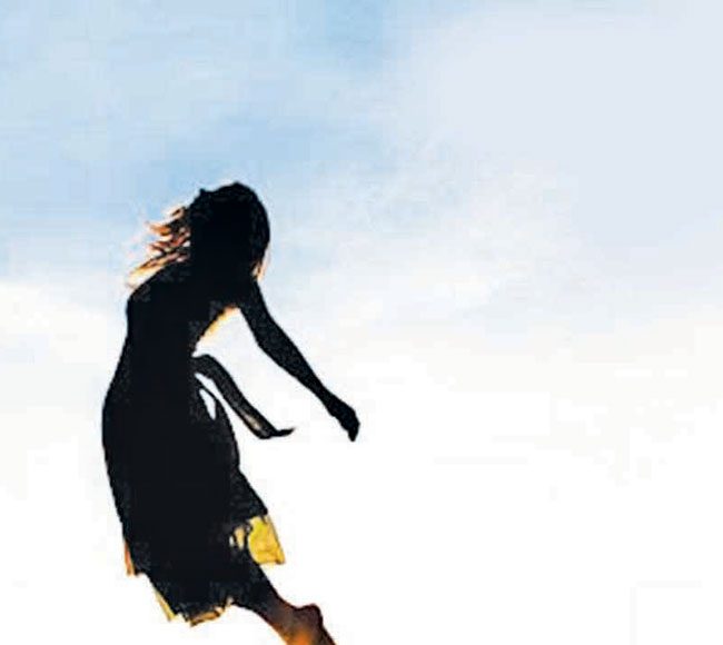 ‘तिची’ झेप...