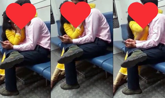 आली लहर केला कहर! कपलचा लोकलमध्ये खुलेआम रोमान्स