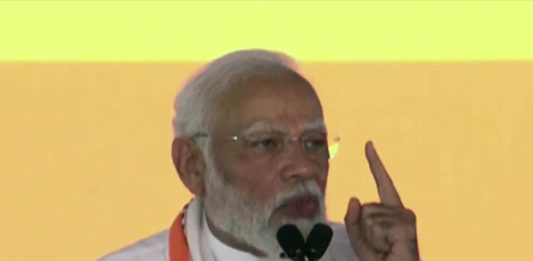 काँग्रेस दहशतवादाच्या पाठीशी!